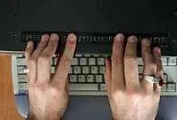 دانلود pdf مقاله  سیستم عامل برای نابینایان رایگان