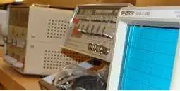 دانلود گزارش کارآموزی در آزمایشگاه الکترونیک دانشگاه رایگان