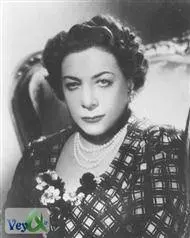 دانلود pdf کتاب خاطرات تاج الملوک پهلوی
