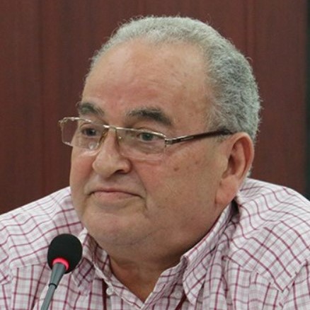 صادق خورشا