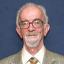 محمود کیانوش